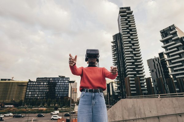 Discover stylish techwear ponchos for urban adventures